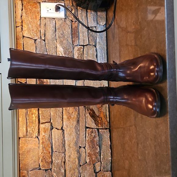 Frye Tall Boots Size 10 - Picture 2 of 9